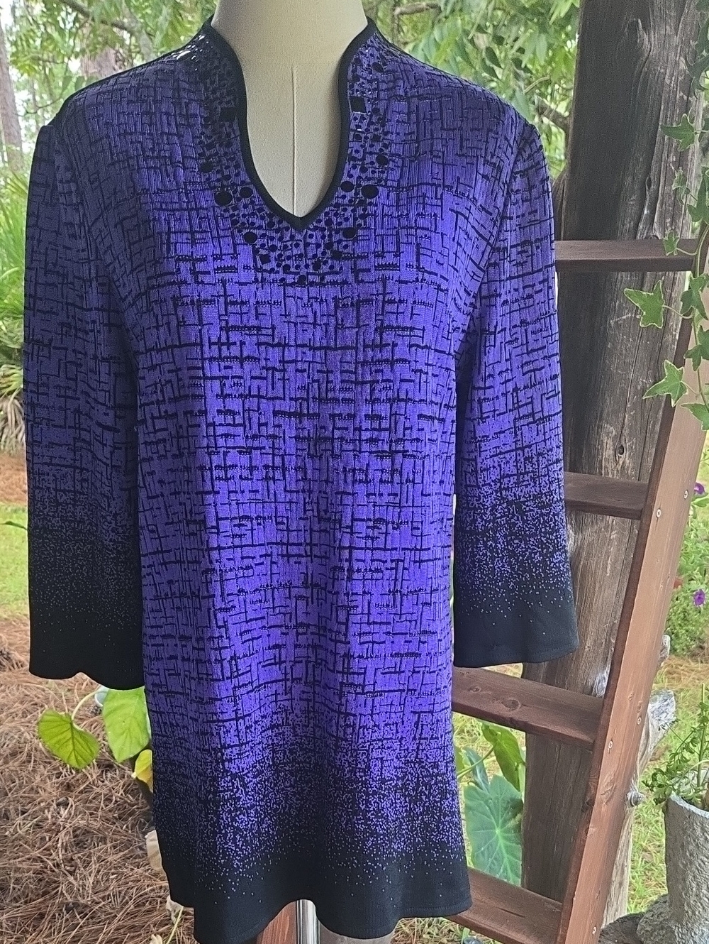 Ming Wang Purple Black Abstract Print Lightweight Sweater With Beaded Neckline